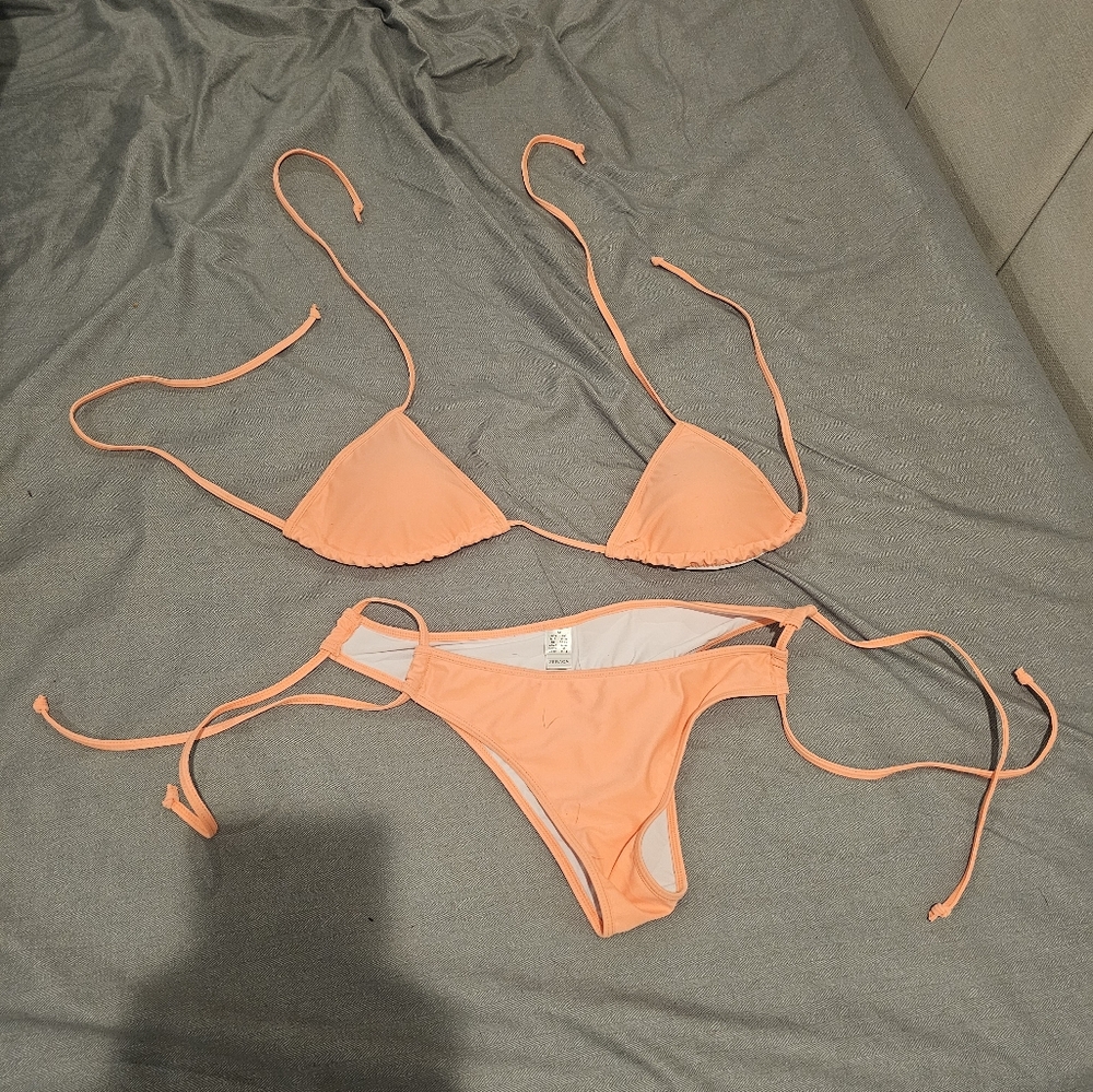 Zeraca Swimsuit Size M Color Orange